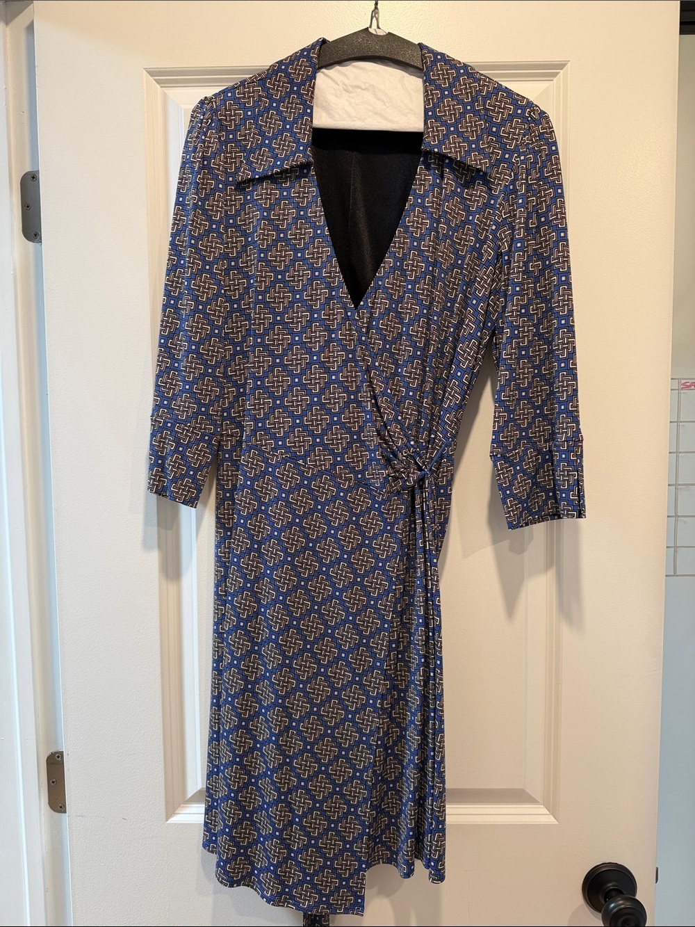 Laundry By Shelli Segal Blue Geometric Wrap Dress